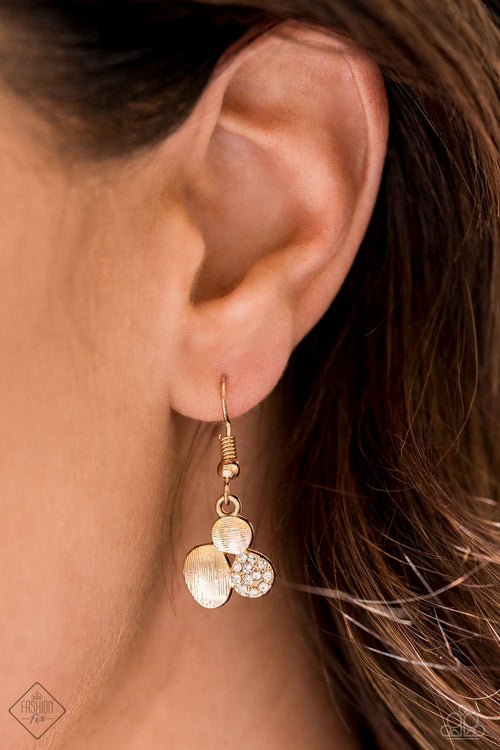 A Hard LUXE Story - gold - Paparazzi Accessories